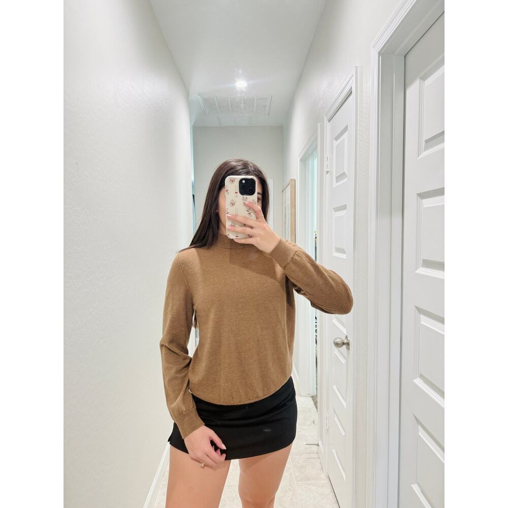 No nationality 100% wool brown sweater - size small